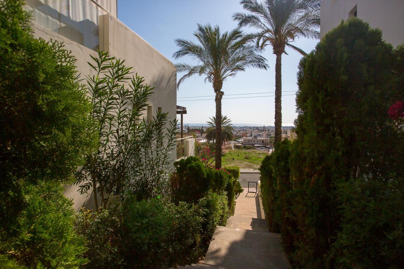 Penthouse Duplex Overlooking The Mediterranean Larnaca Ngoại thất bức ảnh